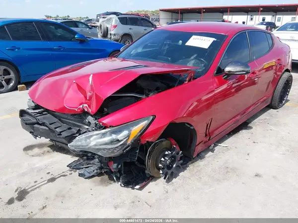 KNAE35LC4K6045133 2019 KIA STINGER - Image 2