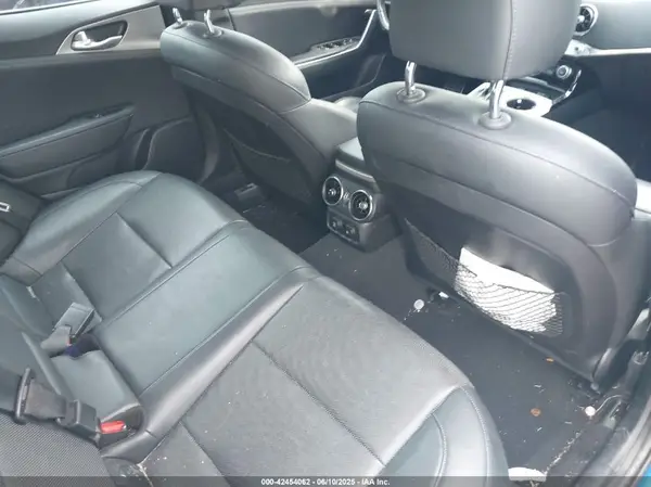 KNAE35LC4K6045326 2019 KIA STINGER - Image 8