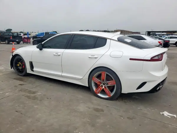 KNAE35LC4K6067942 2019 KIA STINGER - Image 2