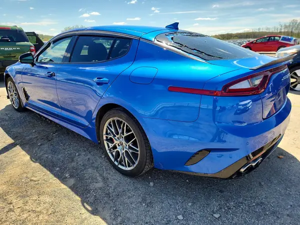 KNAE35LC5J6011815 2018 KIA STINGER - Image 2