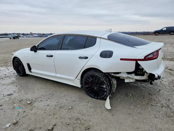 KNAE35LC5J6027139 2018 KIA STINGER - Image 2