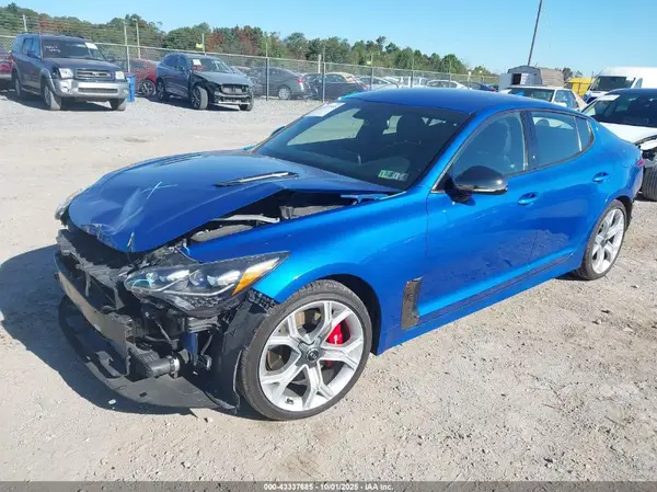 KNAE35LC5J6028999 2018 KIA STINGER - Image 2