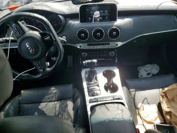 KNAE35LC5J6033698 2018 KIA STINGER - Image 8