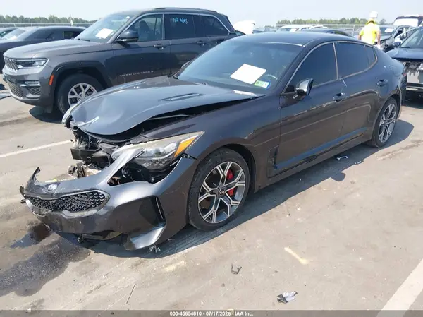 KNAE35LC5K6048669 2019 KIA STINGER - Image 2