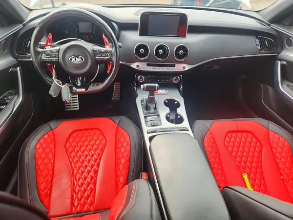 KNAE35LC5K6055315 2019 KIA STINGER - Image 8