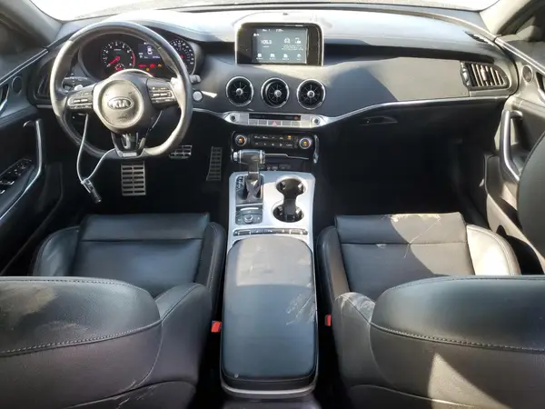 KNAE35LC5K6057632 2019 KIA STINGER - Image 8