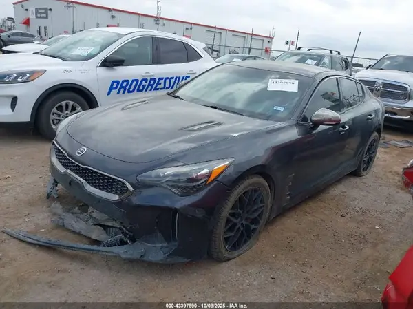KNAE35LC5K6063317 2019 KIA STINGER - Image 2