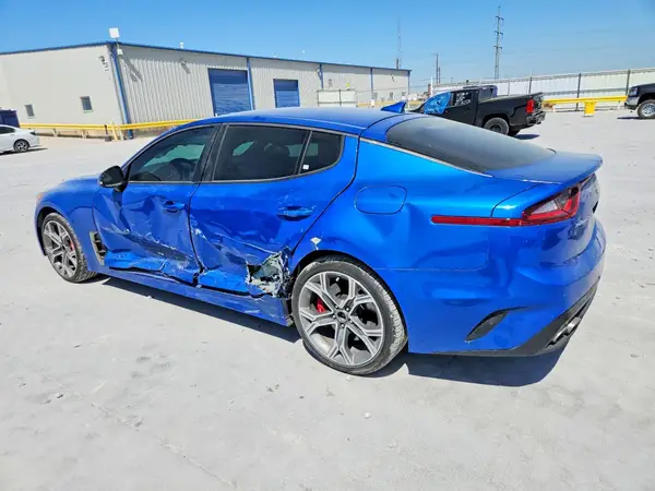 KNAE35LC6K6054769 2019 KIA STINGER - Image 2