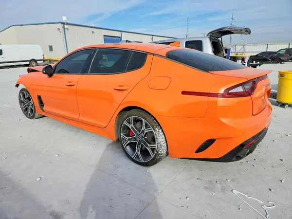 KNAE35LC6K6069370 2019 KIA STINGER - Image 2