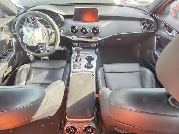 KNAE35LC6K6070924 2019 KIA STINGER - Image 8