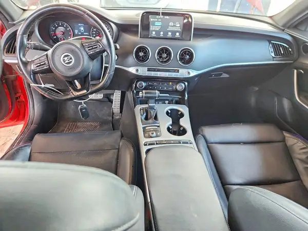 KNAE35LC7J6009192 2018 KIA STINGER - Image 8
