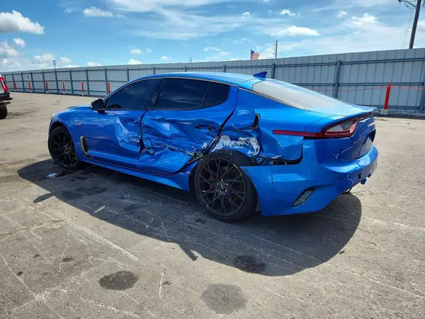 KNAE35LC7J6027644 2018 KIA STINGER - Image 2