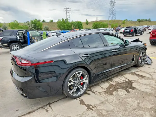 KNAE35LC7K6056899 2019 KIA STINGER - Image 2