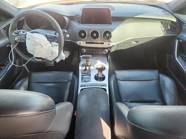 KNAE35LC7K6068616 2019 KIA STINGER - Image 8