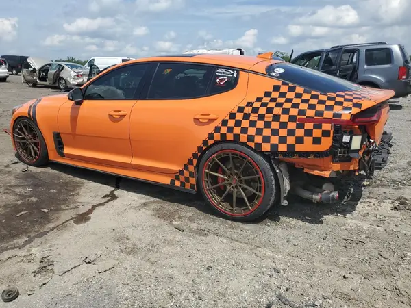 KNAE35LC7K6069765 2019 KIA STINGER - Image 2