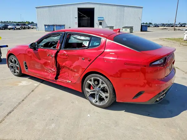 KNAE35LC8J6034277 2018 KIA STINGER - Image 2