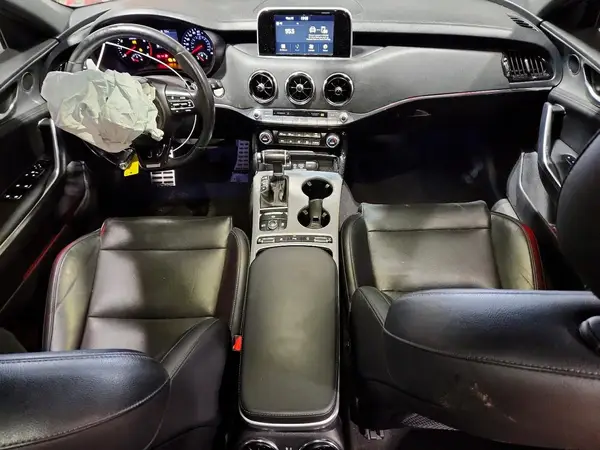 KNAE35LC8K6059861 2019 KIA STINGER - Image 8