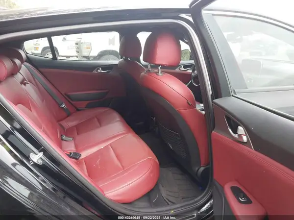 KNAE35LC8K6067202 2019 KIA STINGER - Image 8