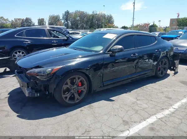 KNAE35LC8L6083479 2020 KIA STINGER - Image 2
