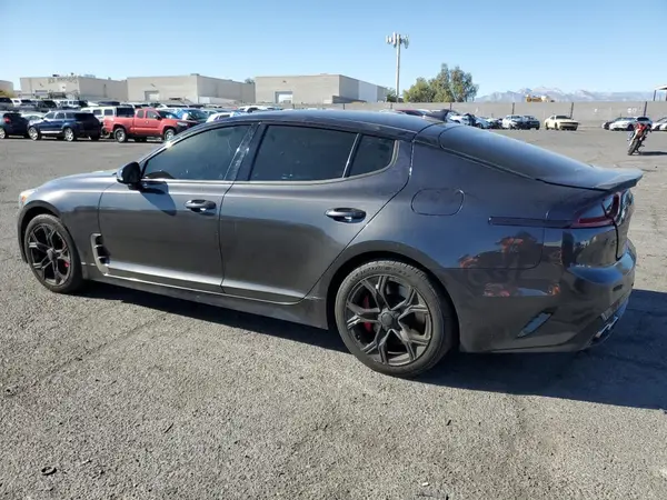 KNAE35LC9J6029492 2018 KIA STINGER - Image 2