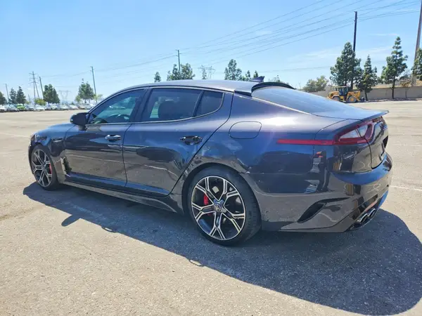 KNAE35LC9K6057763 2019 KIA STINGER - Image 2