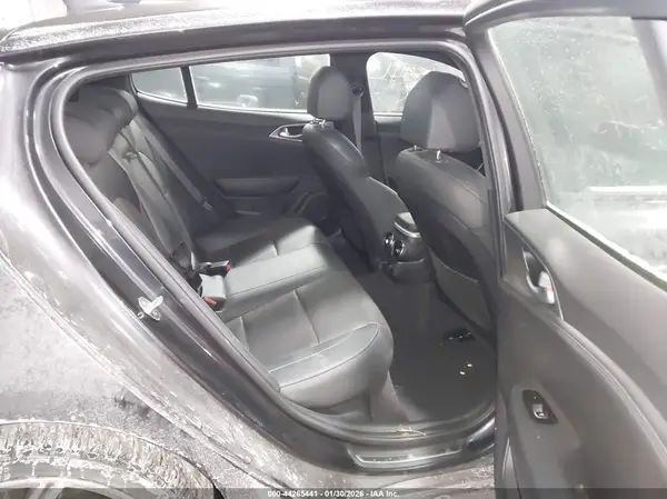 KNAE35LC9K6065703 2019 KIA STINGER - Image 8