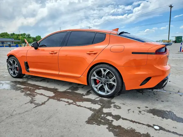 KNAE35LC9K6070738 2019 KIA STINGER - Image 2