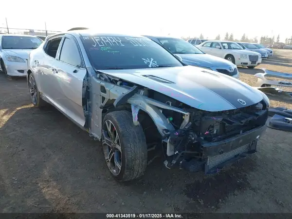 KNAE35LCXJ6021045 2018 KIA STINGER - Image 1