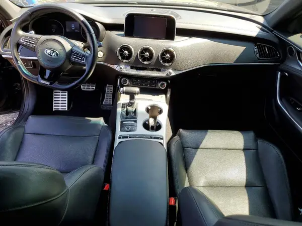 KNAE35LCXJ6032224 2018 KIA STINGER - Image 8