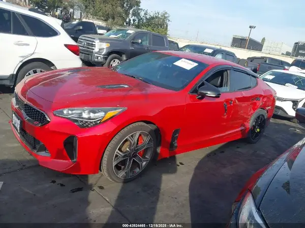 KNAE35LCXJ6034278 2018 KIA STINGER - Image 2