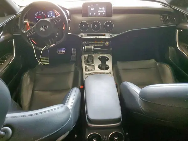KNAE35LCXJ6035639 2018 KIA STINGER - Image 8