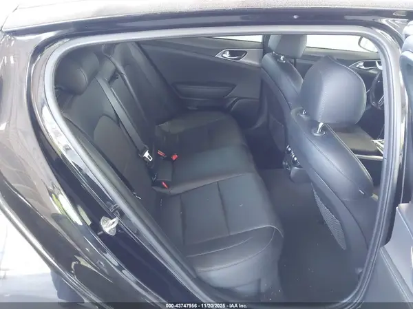 KNAE35LCXK6042463 2019 KIA STINGER - Image 8