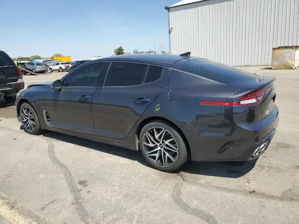 KNAE35LD0N6103056 2022 KIA STINGER - Image 2