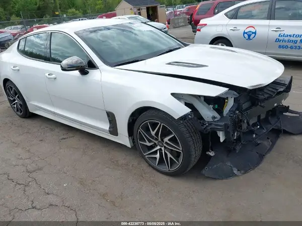 KNAE35LD0N6108158 2022 KIA STINGER - Image 1