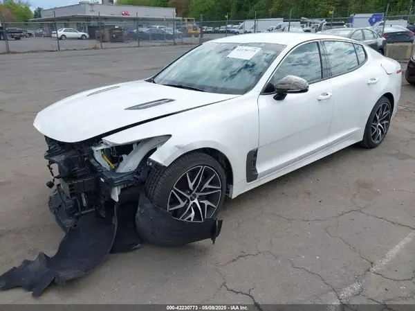 KNAE35LD0N6108158 2022 KIA STINGER - Image 2