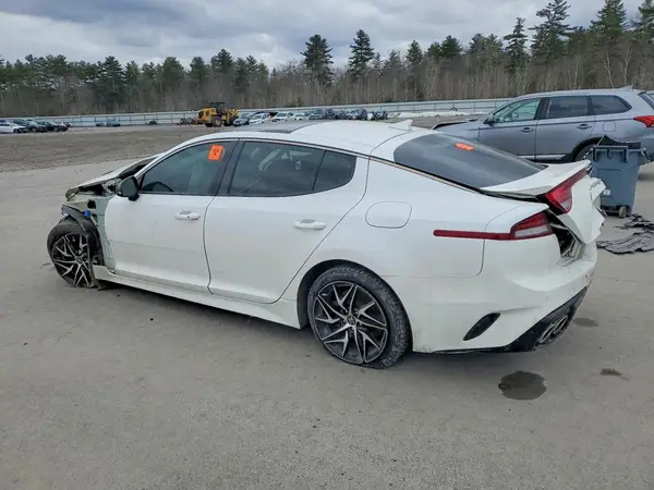 KNAE35LD0N6110363 2022 KIA STINGER - Image 2