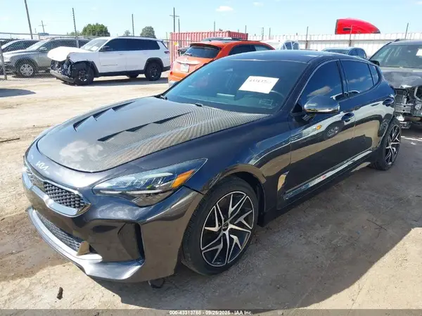KNAE35LD0N6113263 2022 KIA STINGER - Image 2