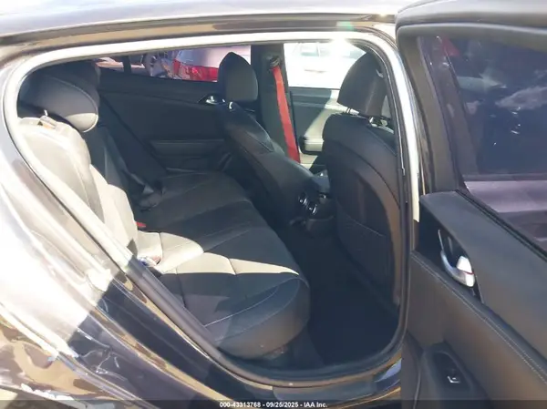 KNAE35LD0N6113263 2022 KIA STINGER - Image 8
