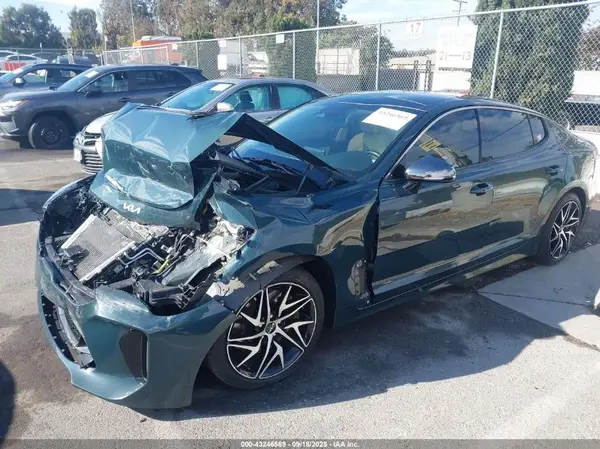 KNAE35LD0N6116003 2022 KIA STINGER - Image 2