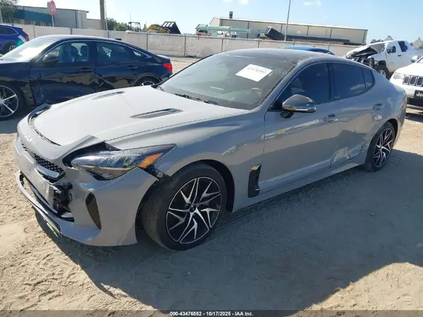 KNAE35LD0N6118382 2022 KIA STINGER - Image 2