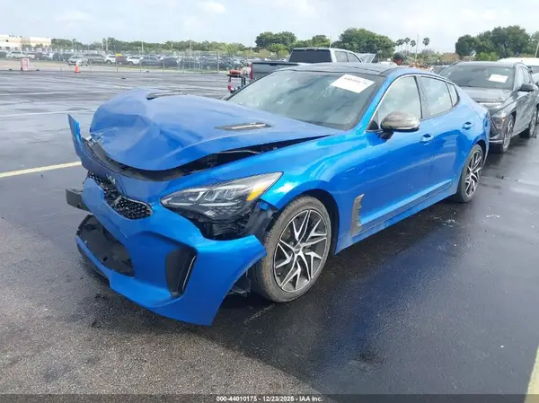 KNAE35LD0P6122953 2023 KIA STINGER - Image 2
