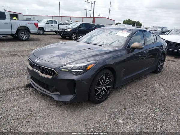 KNAE35LD1N6103891 2022 KIA STINGER - Image 2