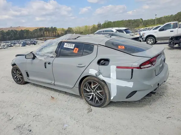 KNAE35LD1N6116429 2022 KIA STINGER - Image 2