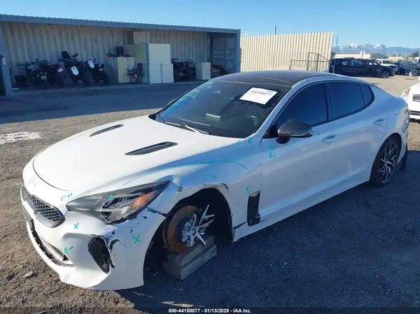 KNAE35LD1N6116771 2022 KIA STINGER - Image 2