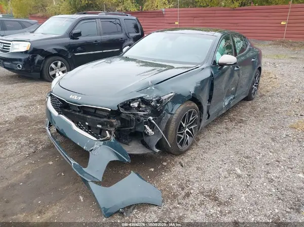KNAE35LD2N6100627 2022 KIA STINGER - Image 2