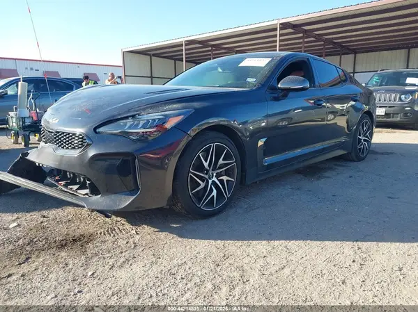 KNAE35LD2N6105343 2022 KIA STINGER - Image 2