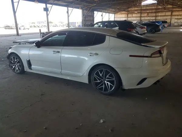 KNAE35LD2N6105777 2022 KIA STINGER - Image 2