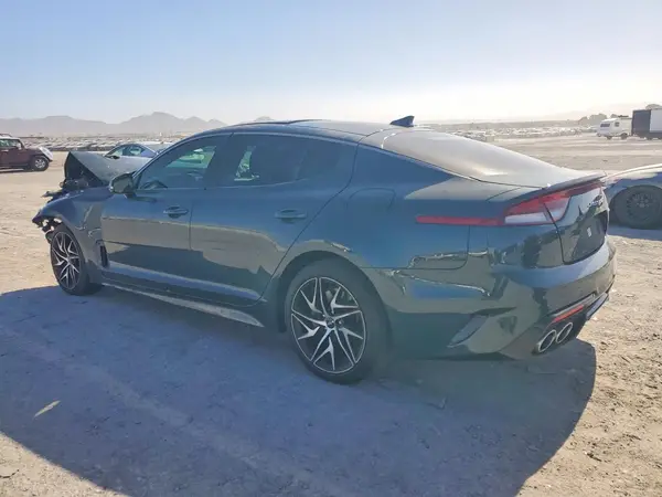 KNAE35LD2N6105973 2022 KIA STINGER - Image 2