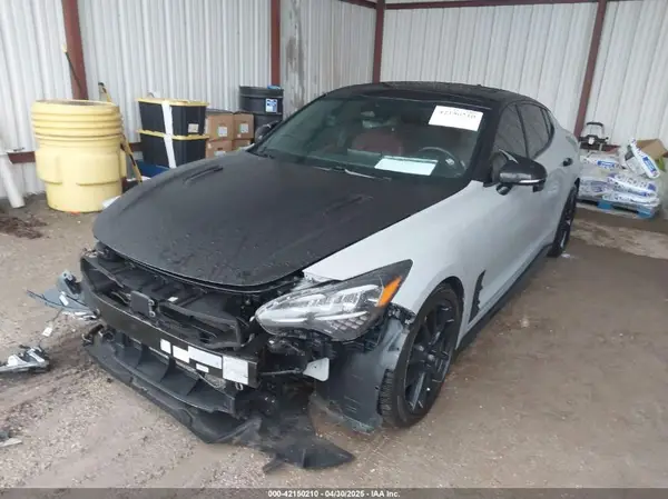 KNAE35LD2N6113930 2022 KIA STINGER - Image 2