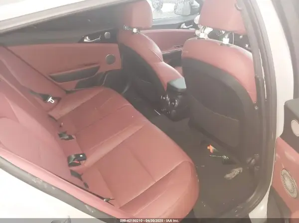 KNAE35LD2N6113930 2022 KIA STINGER - Image 8
